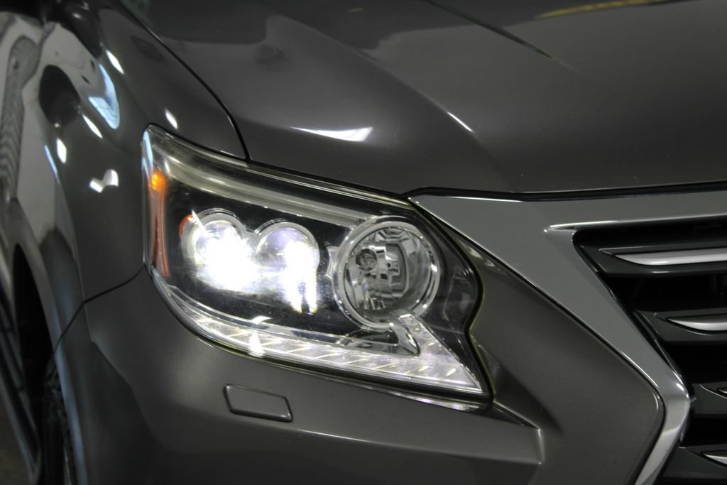 Used 2014 Lexus GX 460 w/ Premium Package AWD/4WD image 12