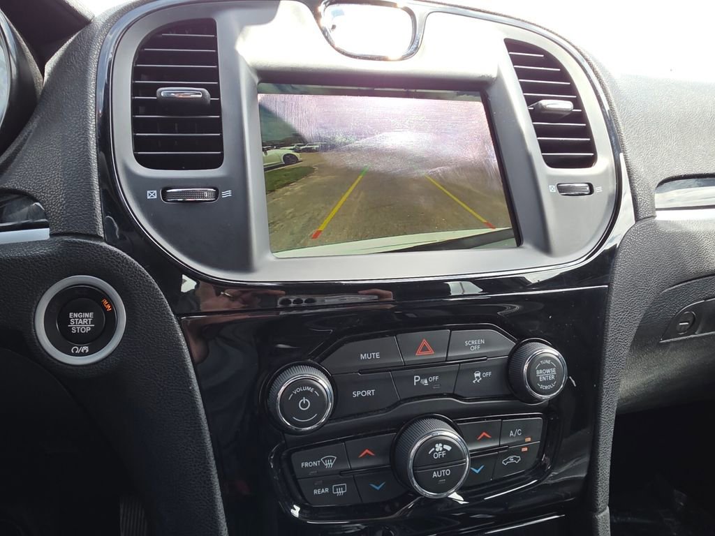 Used 2023 Chrysler 300 S image 30