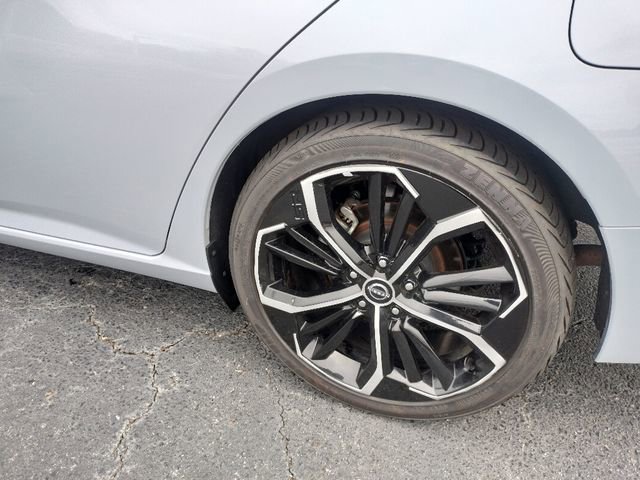 Used 2024 Nissan Altima 2.5 SR image 13