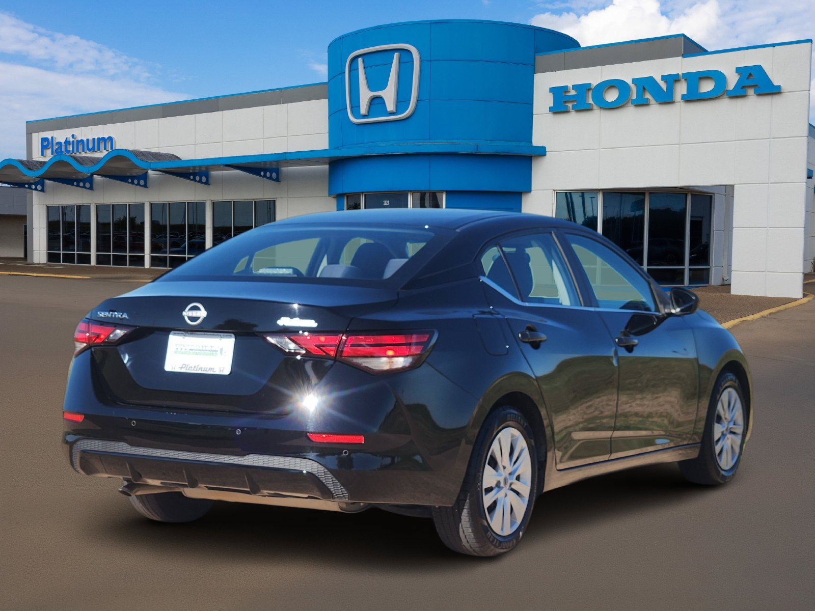 Used 2025 Nissan Sentra S FWD image 4