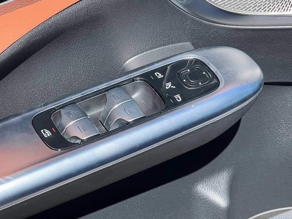 New 2026 Mercedes-Benz C 300 4MATIC Sedan image 14