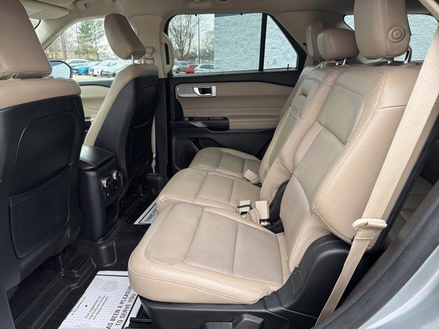 Used 2020 Ford Explorer Limited image 12