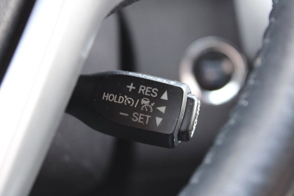 Used 2019 Toyota Highlander Limited image 36