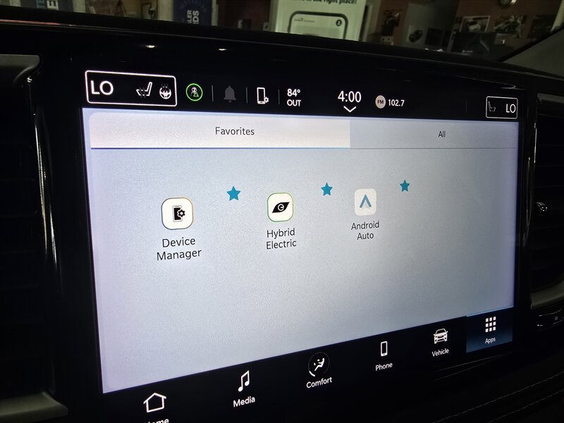 Used 2023 Chrysler Pacifica Touring-L FWD image 30