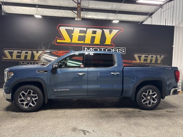 Used 2024 GMC Sierra 1500 SLT w/ SLT Premium Plus Package AWD/4WD image 3