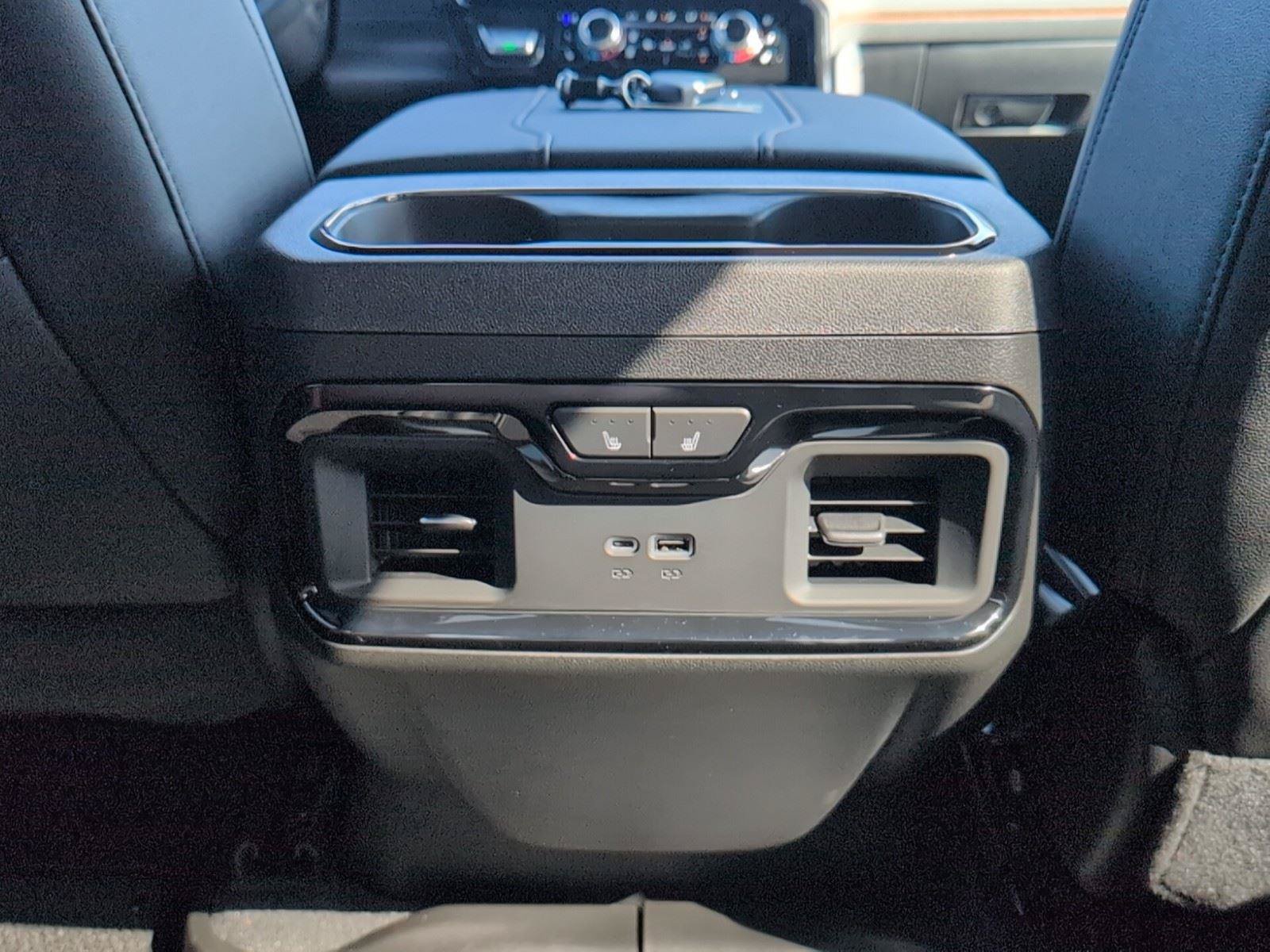 New 2026 GMC Sierra 2500 AT4 w/ AT4 Premium Plus Package AWD/4WD image 35