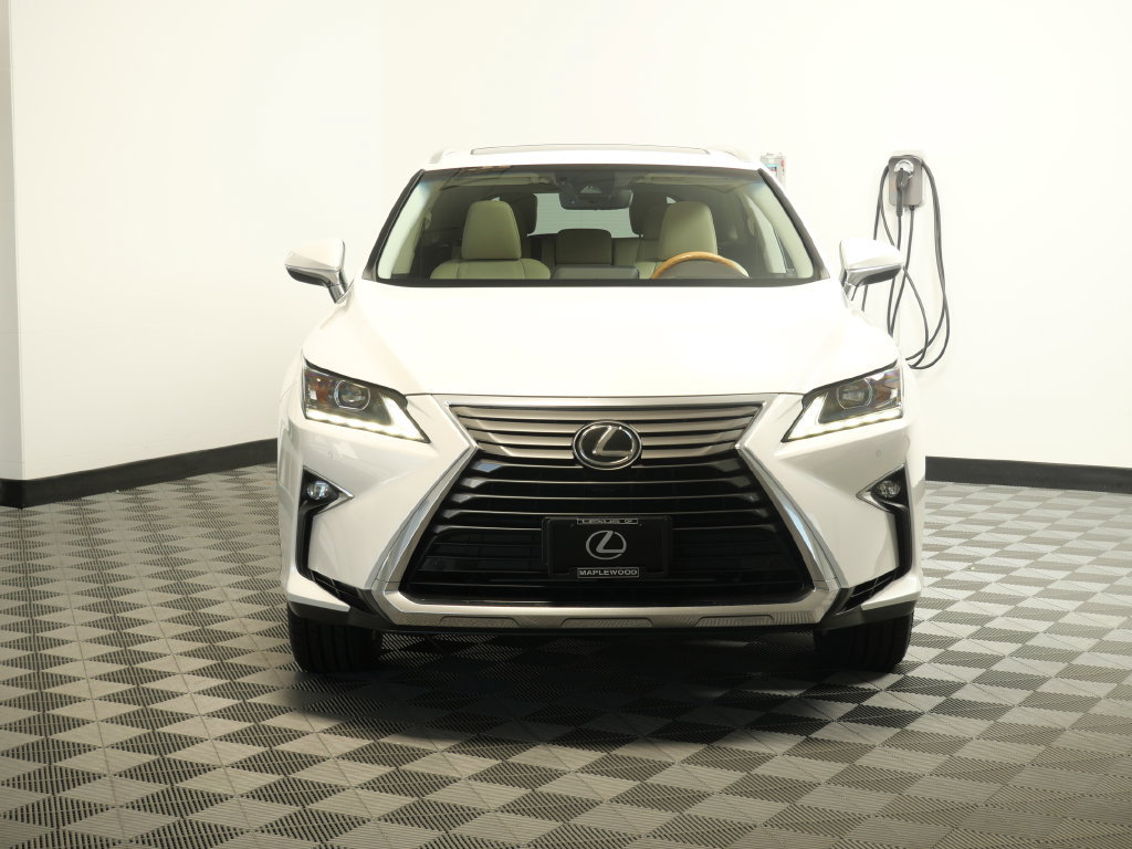 Used 2018 Lexus RX 350L AWD w/ Premium Package image 2