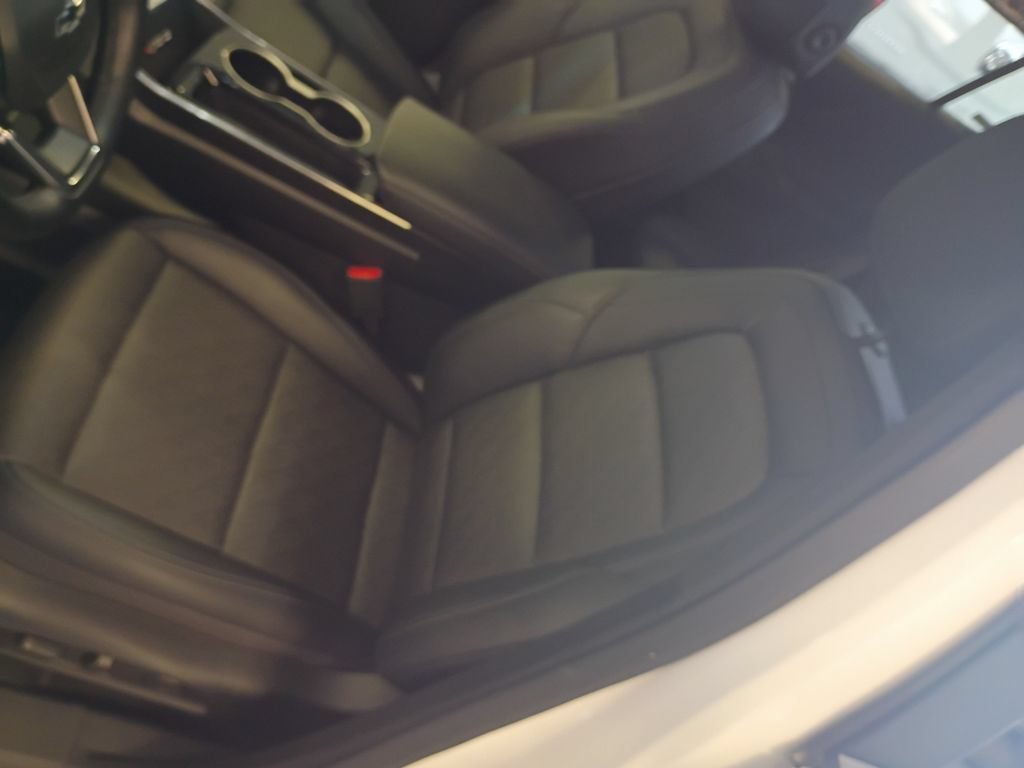 Used 2025 Chevrolet Equinox LT w/ Convenience Package II AWD/4WD image 21