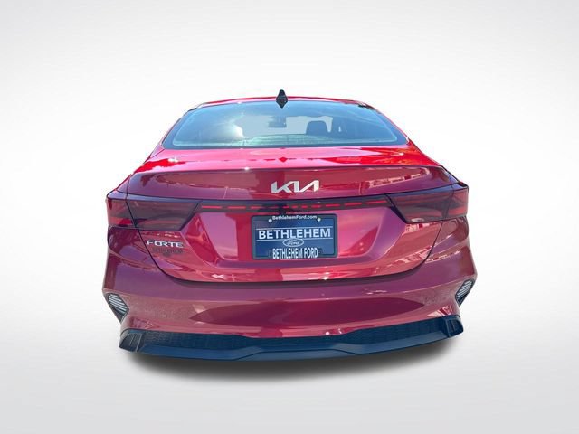 Used 2023 Kia Forte LXS FWD image 4