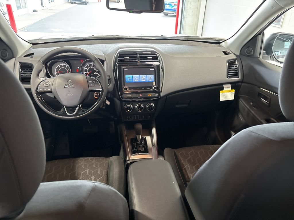New 2026 Mitsubishi Outlander Sport LE AWD/4WD image 17