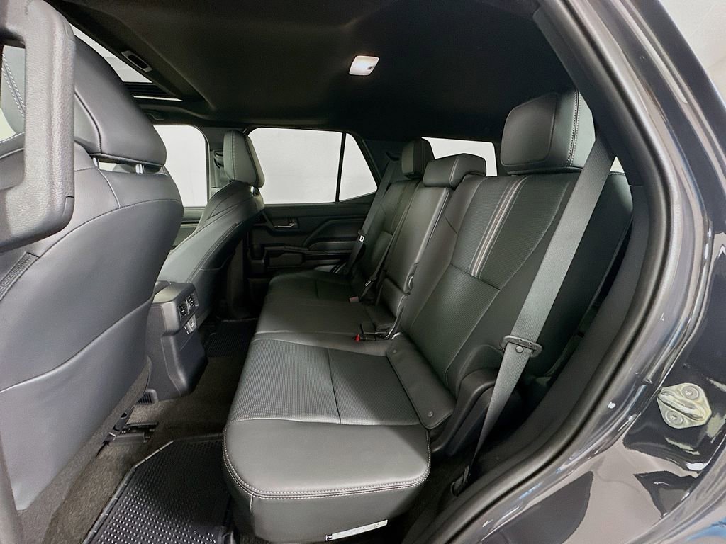Certified 2025 Toyota 4Runner Limited image 25