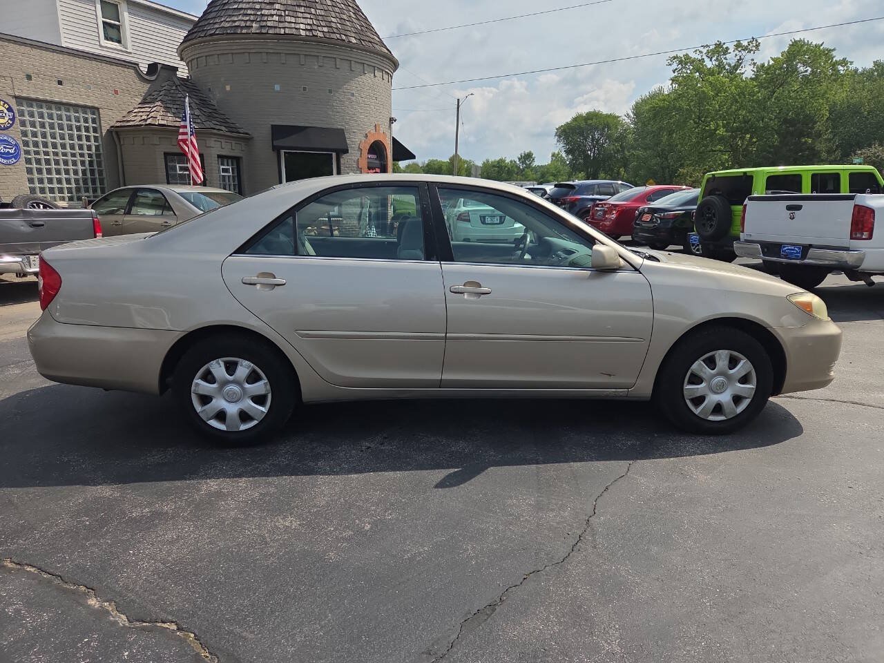 Used 2004 Toyota Camry LE FWD image 7