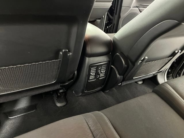 Used 2025 Dodge Durango GT RWD image 45