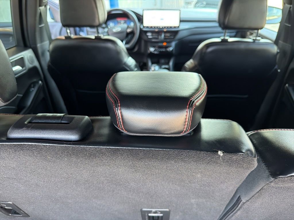 Used 2024 Ford Escape ST-Line Select w/ Tech Pack #2 AWD/4WD image 12