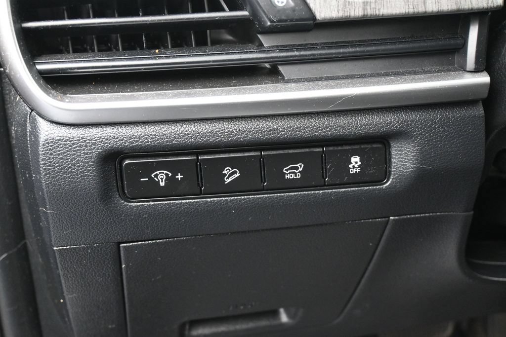 Used 2024 Kia Telluride EX AWD/4WD image 16