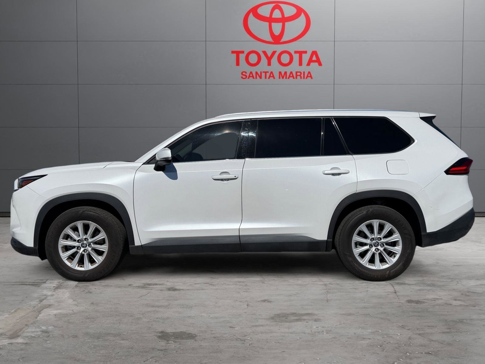 Certified 2024 Toyota Grand Highlander AWD image 19