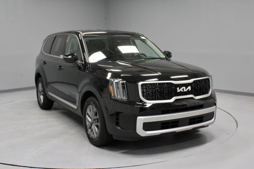 Used 2025 Kia Telluride LX
