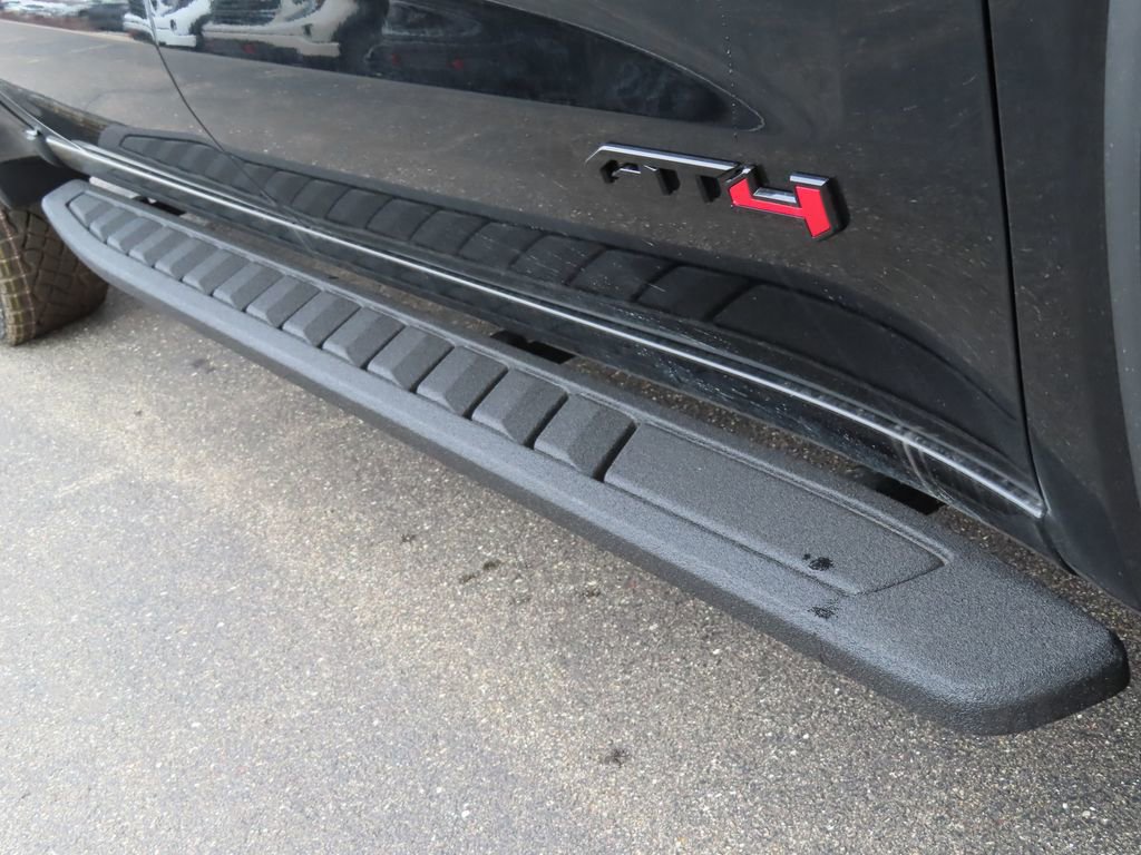 New 2026 GMC Sierra 1500 AT4 w/ AT4 Premium Package image 17