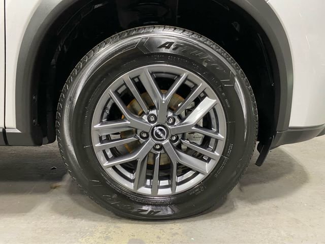 Certified 2024 Nissan Rogue S AWD/4WD image 31