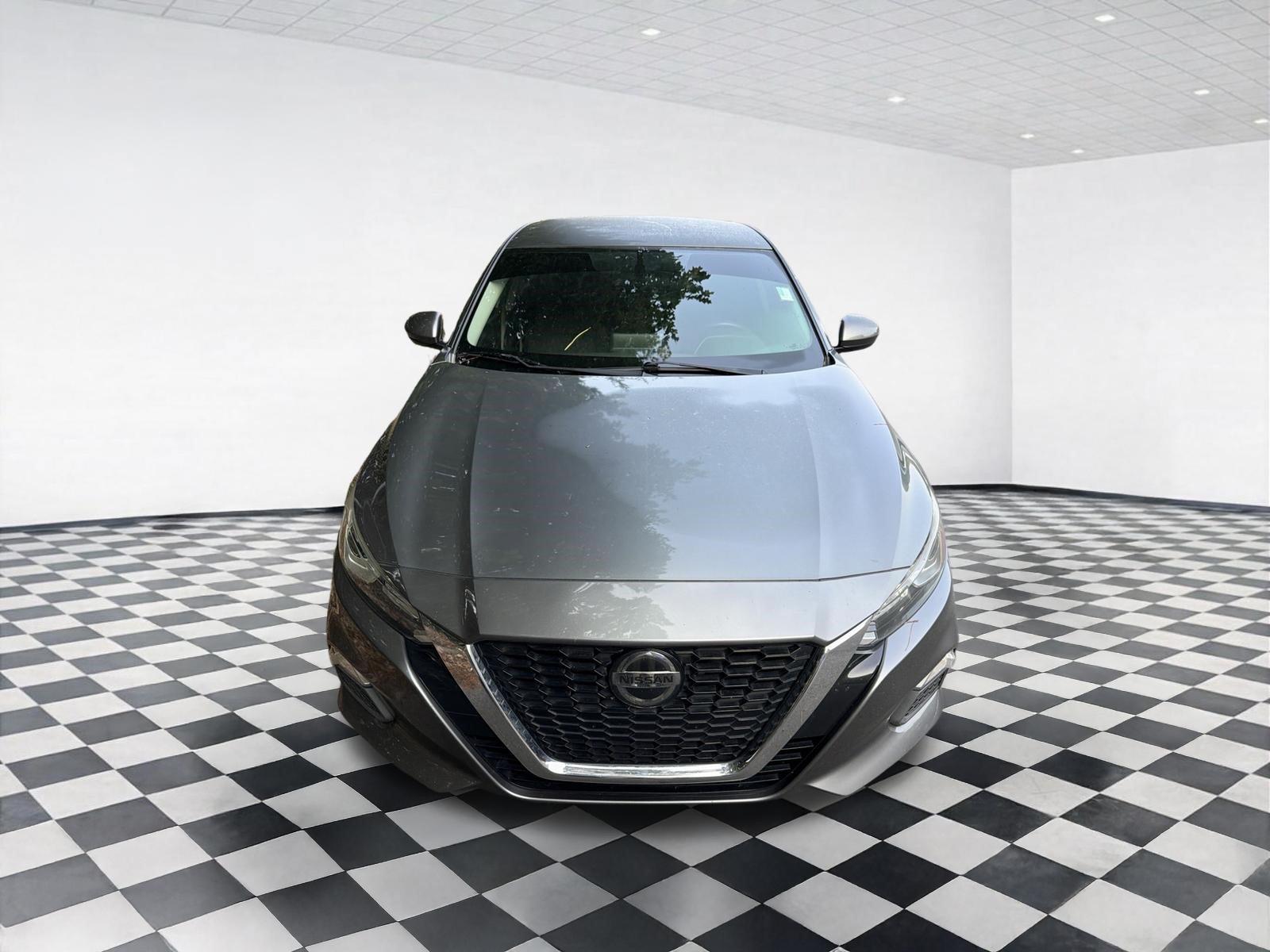 Used 2019 Nissan Altima 2.5 S FWD image 2