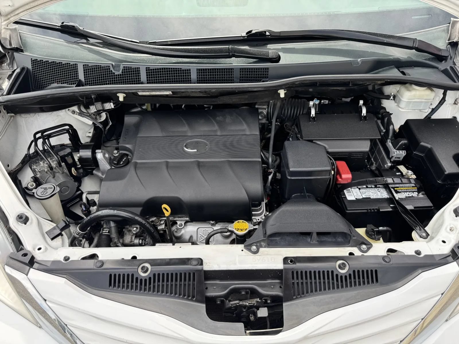 Used 2013 Toyota Sienna LE w/ Towing Pkg FWD image 36
