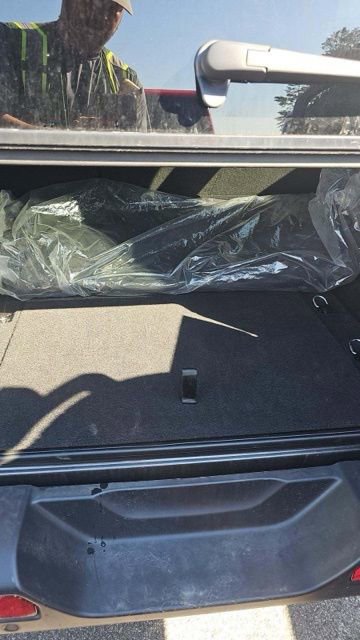 Used 2025 Jeep Wrangler Sahara 4xe w/ Safety Group image 17