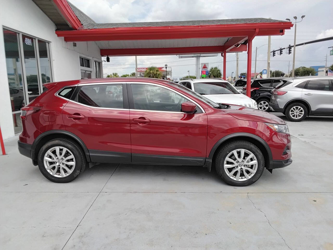 Used 2021 Nissan Rogue Sport S image 3