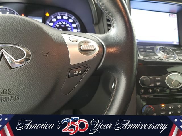 Used 2017 INFINITI QX70 2WD w/ Premium Package image 26
