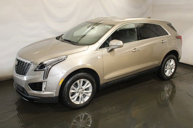 Certified 2023 Cadillac XT5 Luxury AWD/4WD image 2