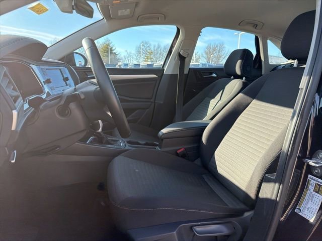Used 2024 Volkswagen Jetta S image 17