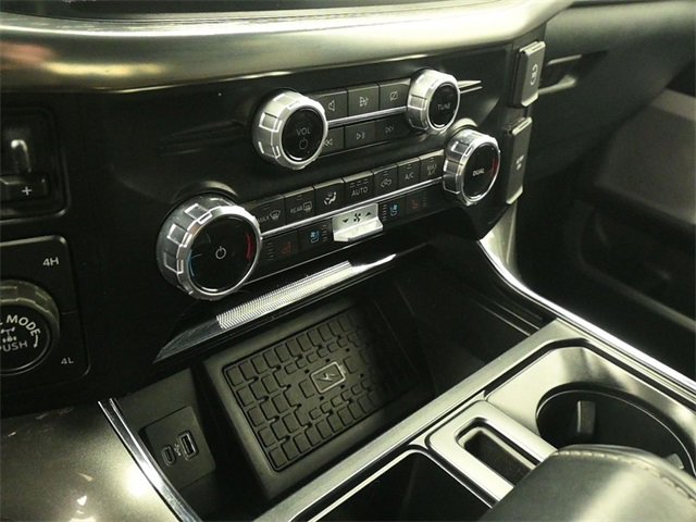 Certified 2023 Ford F150 Lariat w/ Equipment Group 502A High image 19