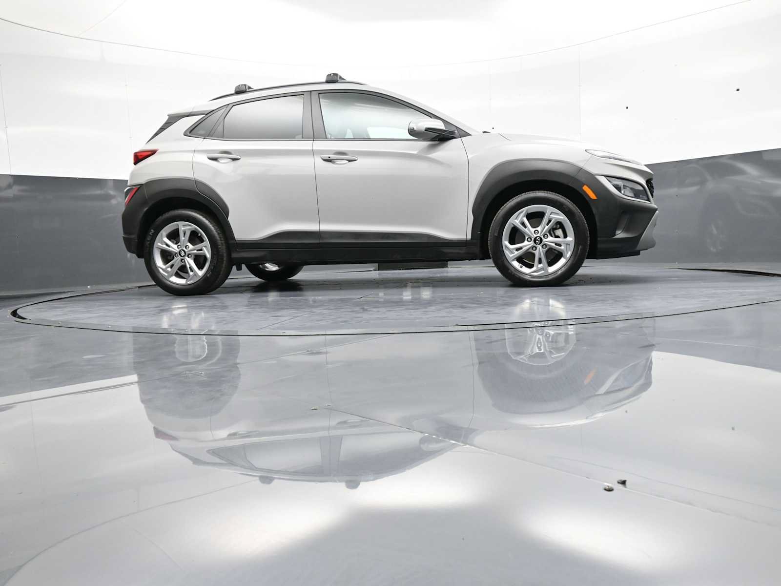 Certified 2023 Hyundai Kona SEL AWD/4WD image 27