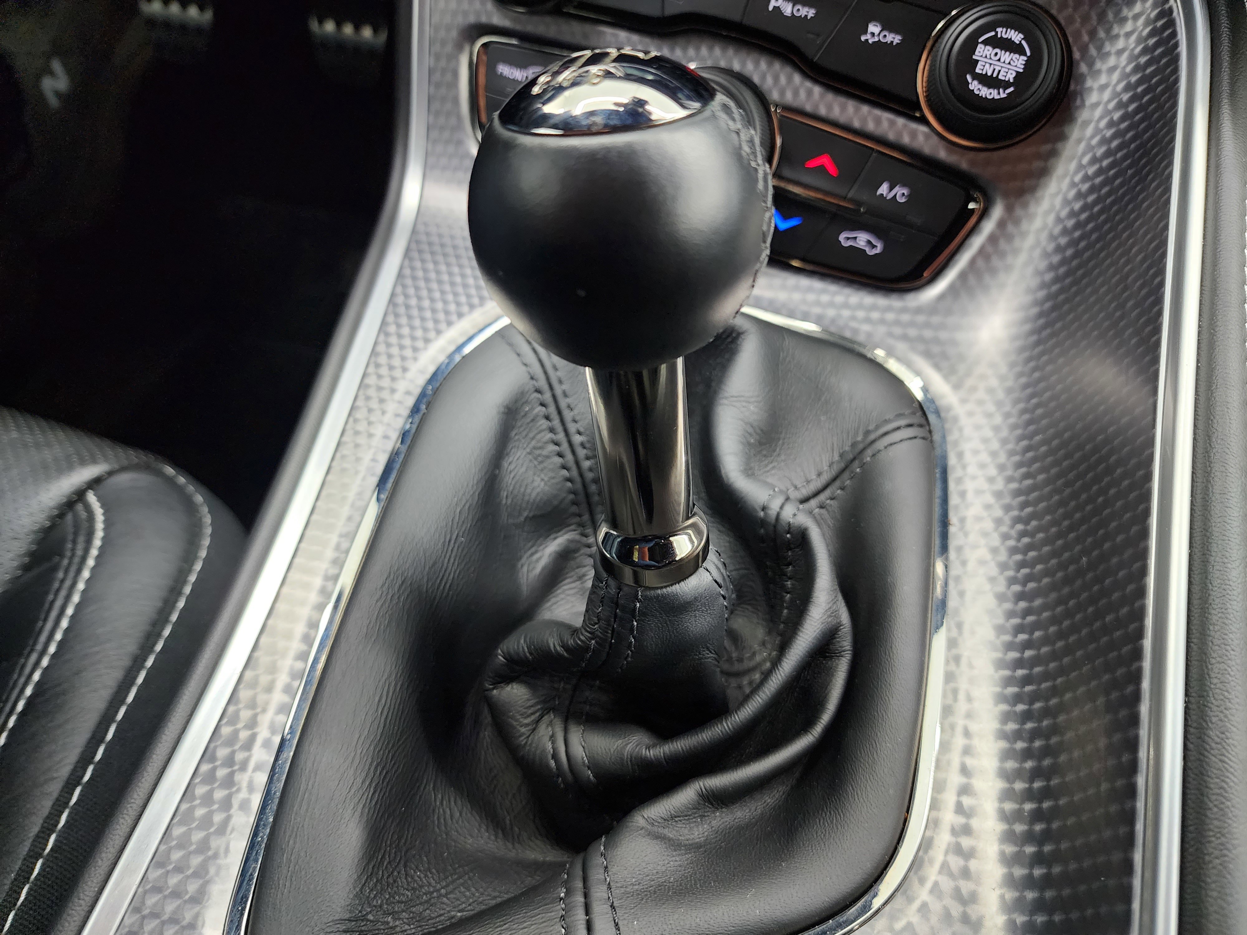 Used 2017 Dodge Challenger SRT Hellcat RWD image 49