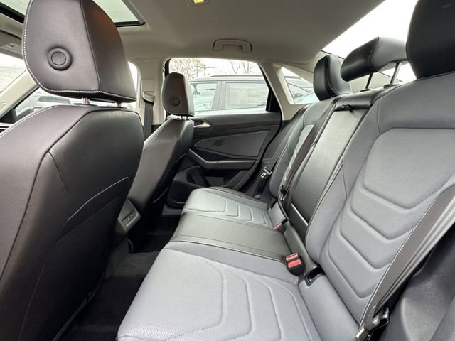 New 2026 Volkswagen Jetta SEL FWD image 9