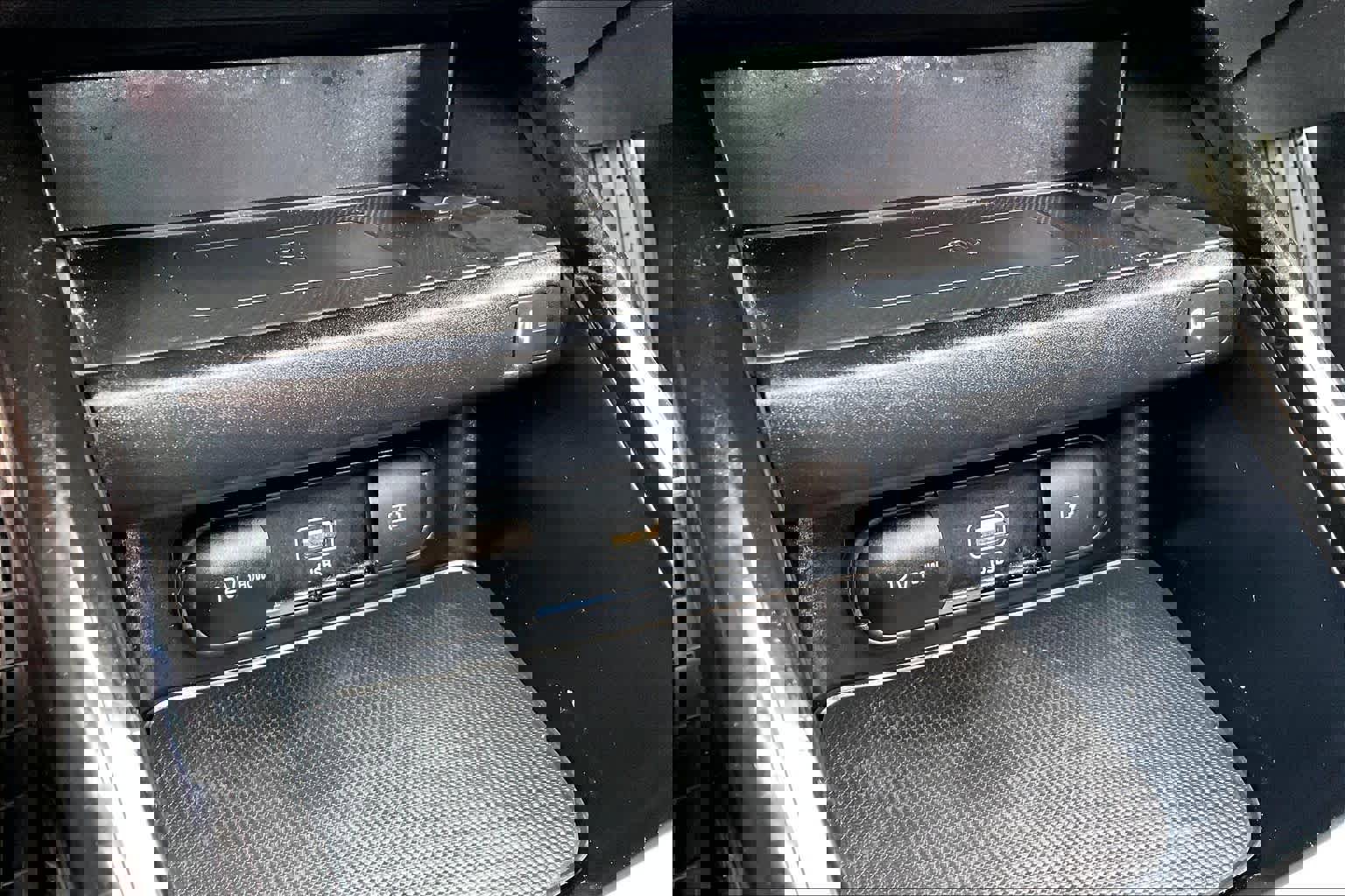 Used 2023 Kia Forte GT image 32