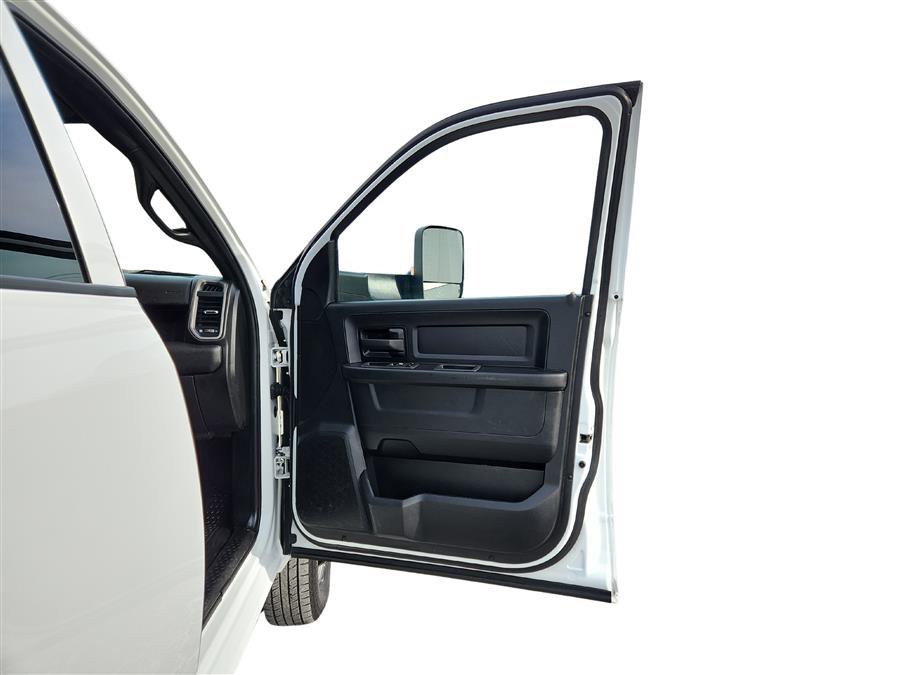 Used 2022 RAM 3500 Tradesman image 16