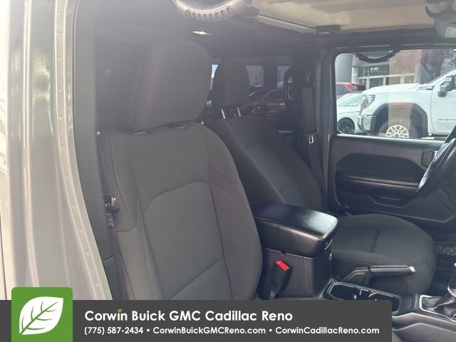 Used 2018 Jeep Wrangler Unlimited Sport S AWD/4WD image 35