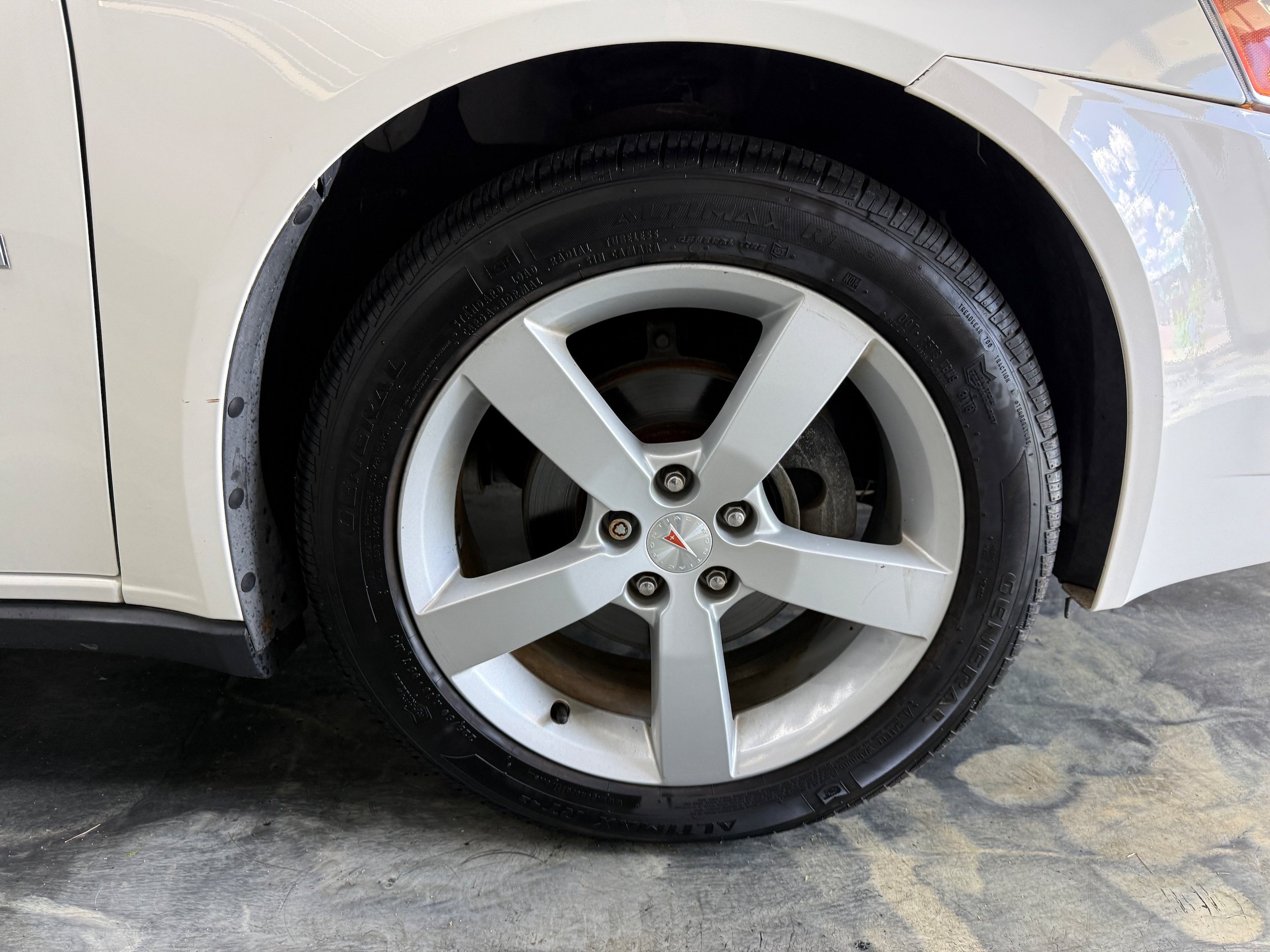 Used 2007 Pontiac G6 GT FWD image 19