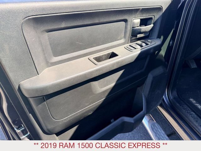 Certified 2019 RAM 1500 Express w/ Express Value Package AWD/4WD image 11