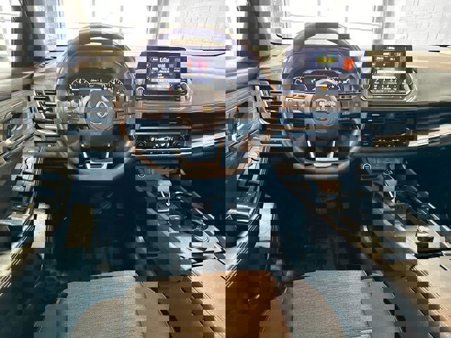 Certified 2023 Nissan Rogue SV image 17