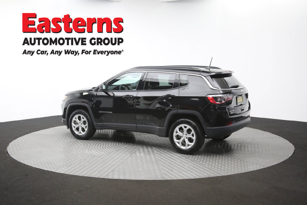 Used 2024 Jeep Compass Latitude AWD/4WD image 64
