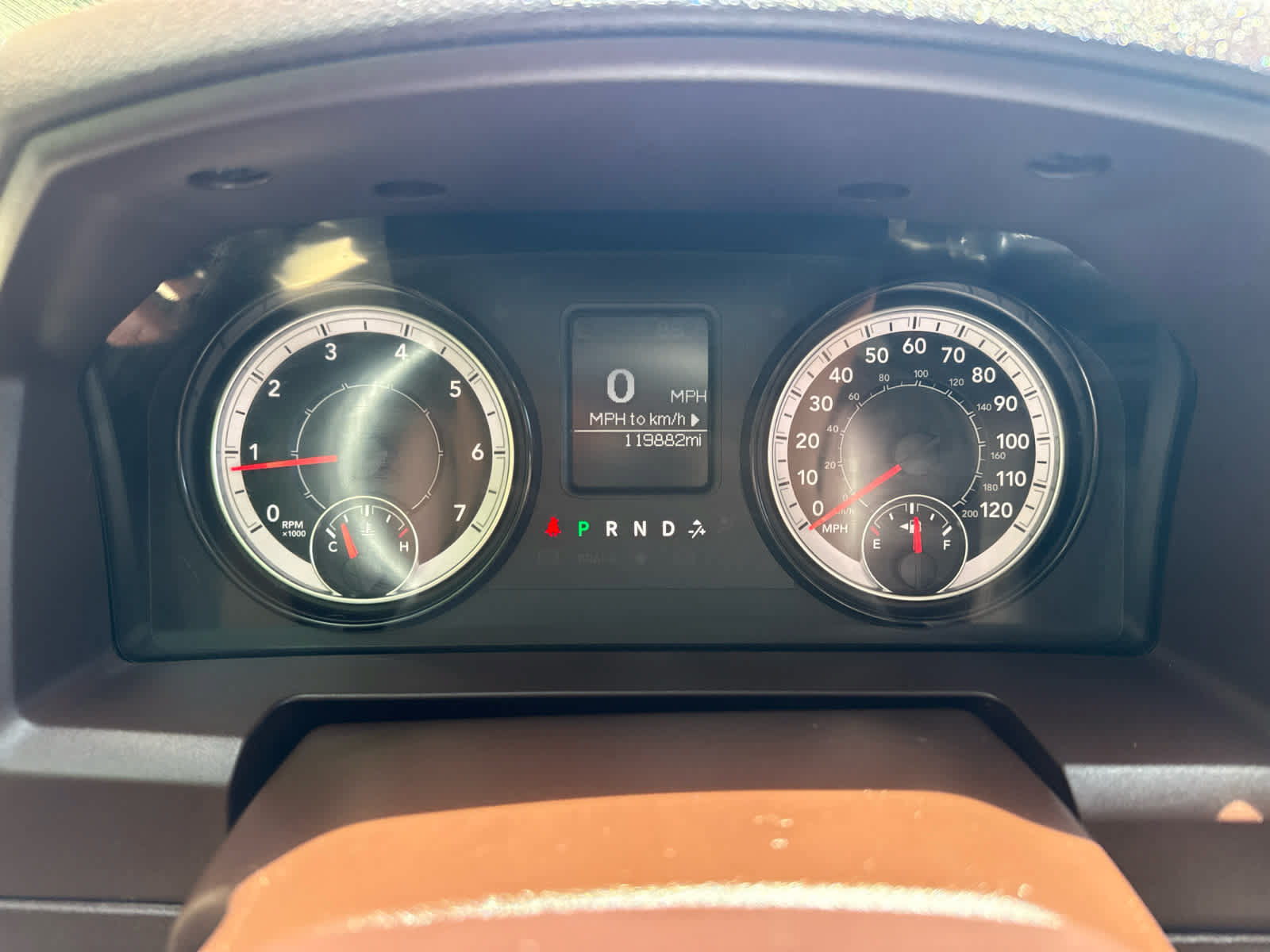 Used 2020 RAM 1500 Classic SLT AWD/4WD image 18