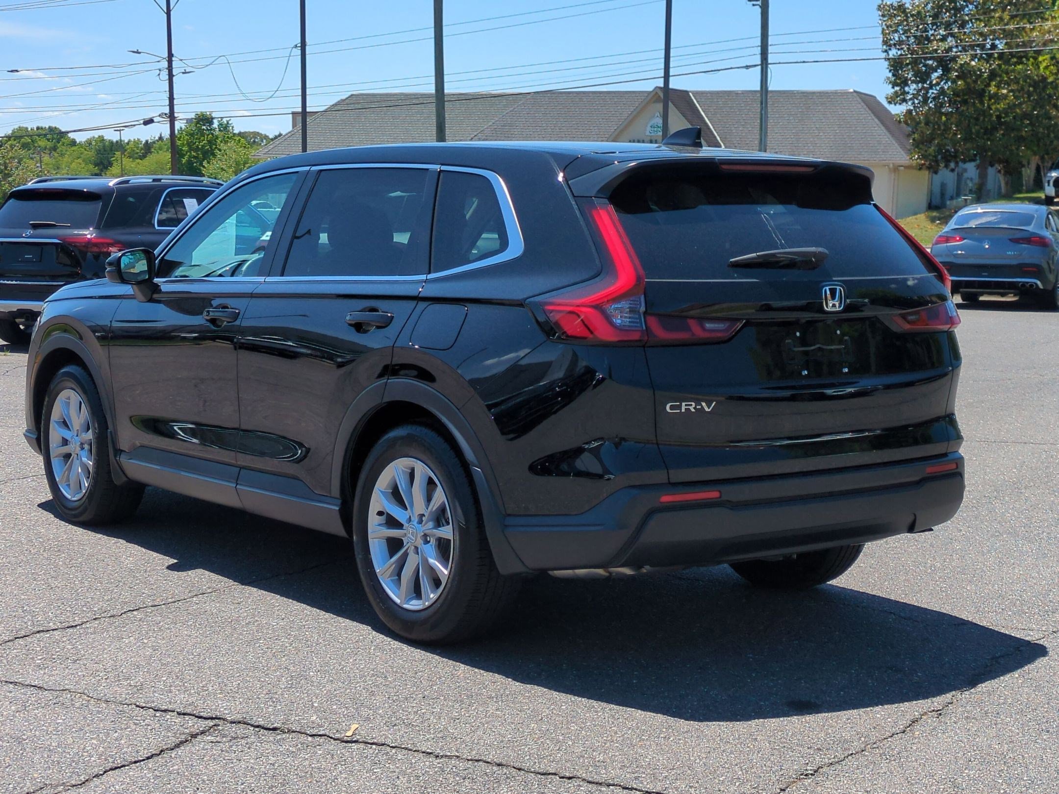 Used 2025 Honda CR-V EX-L image 5