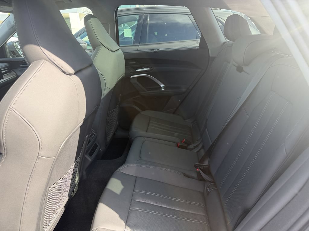 Used 2025 Audi Q5 Premium Plus AWD/4WD image 25