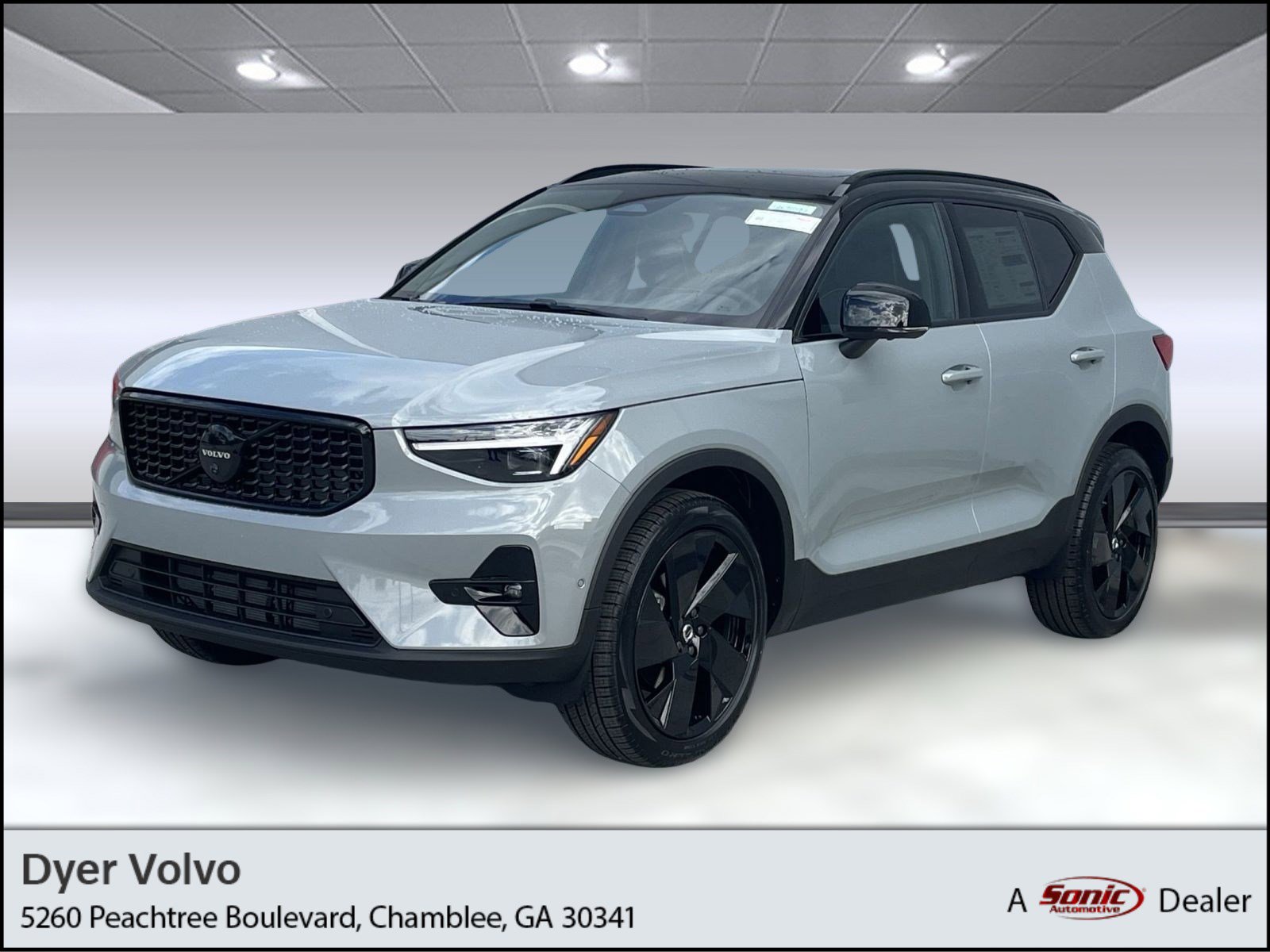 New 2026 Volvo XC40 B5 Ultra w/ Climate Package