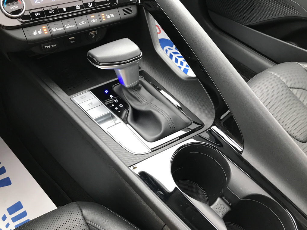 Used 2023 Hyundai Elantra Limited image 25