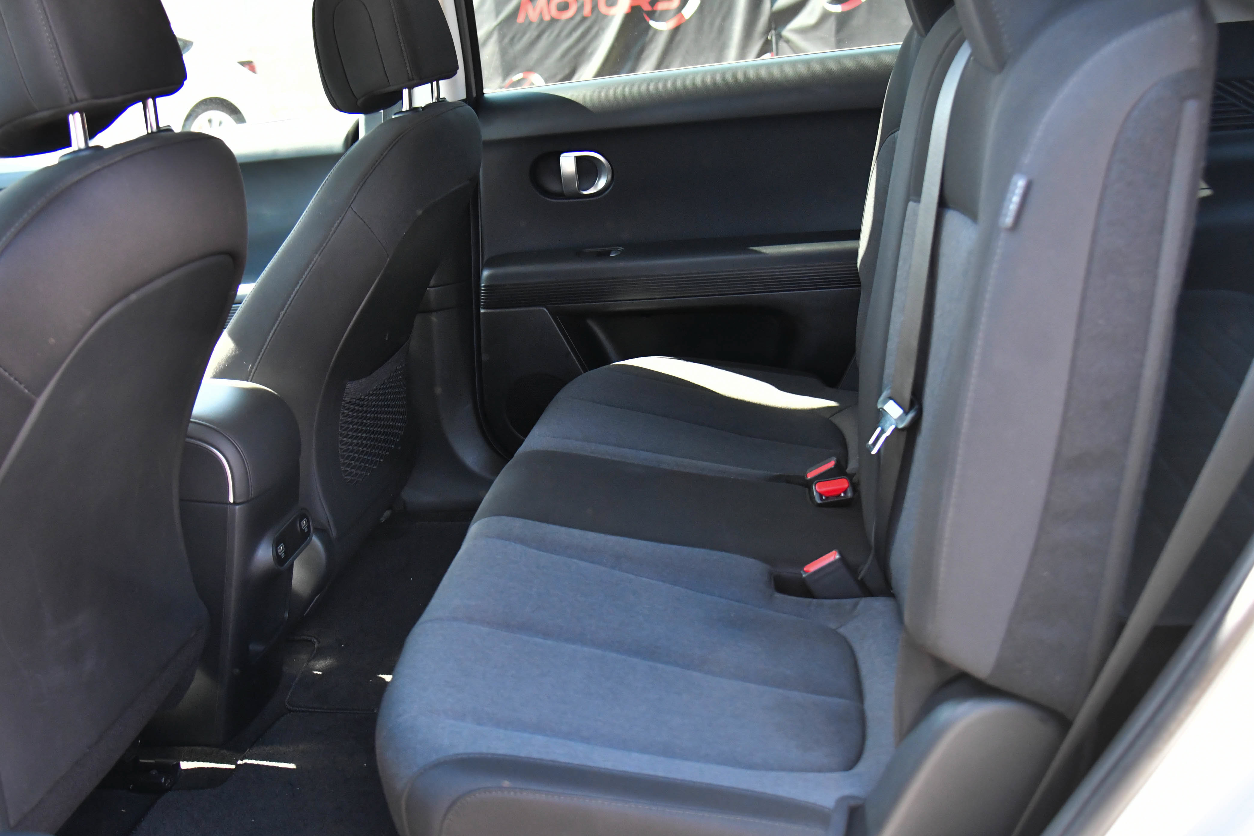 Used 2024 Hyundai Ioniq 5 SEL RWD image 39