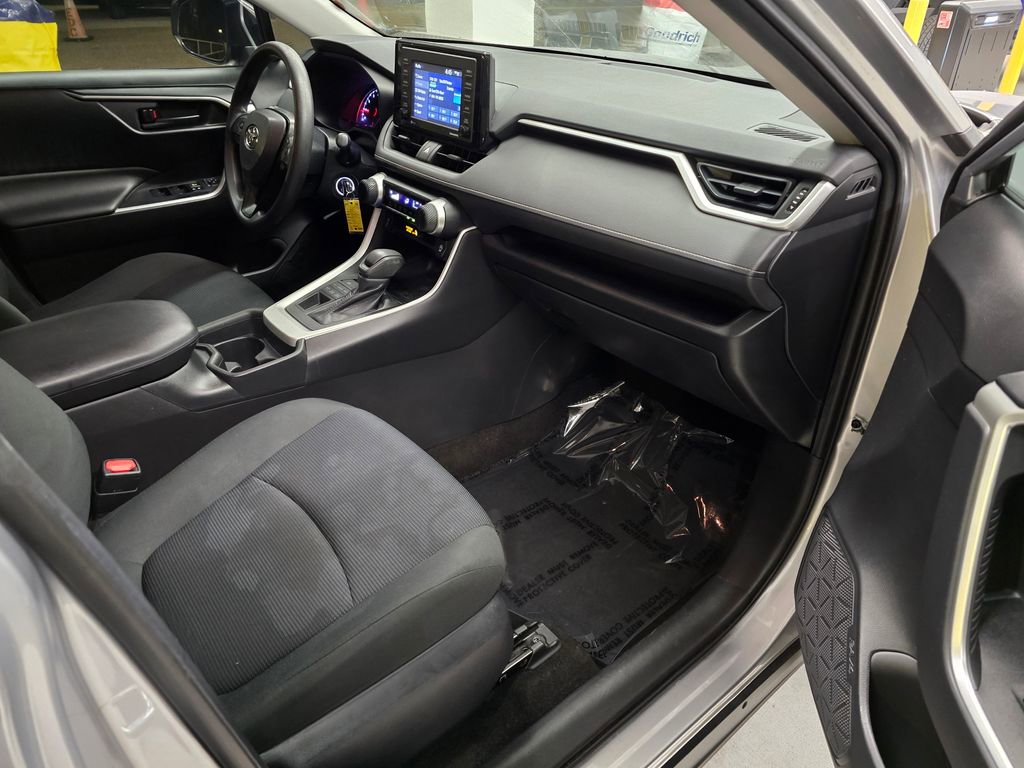 Used 2020 Toyota RAV4 LE w/ All Weather Liner Package image 29