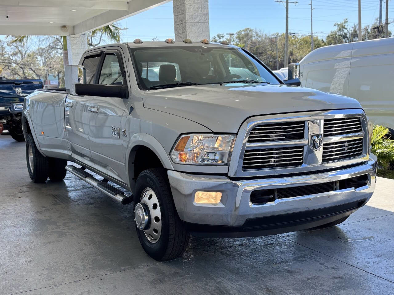 Used 2011 RAM 3500 Laramie image 10
