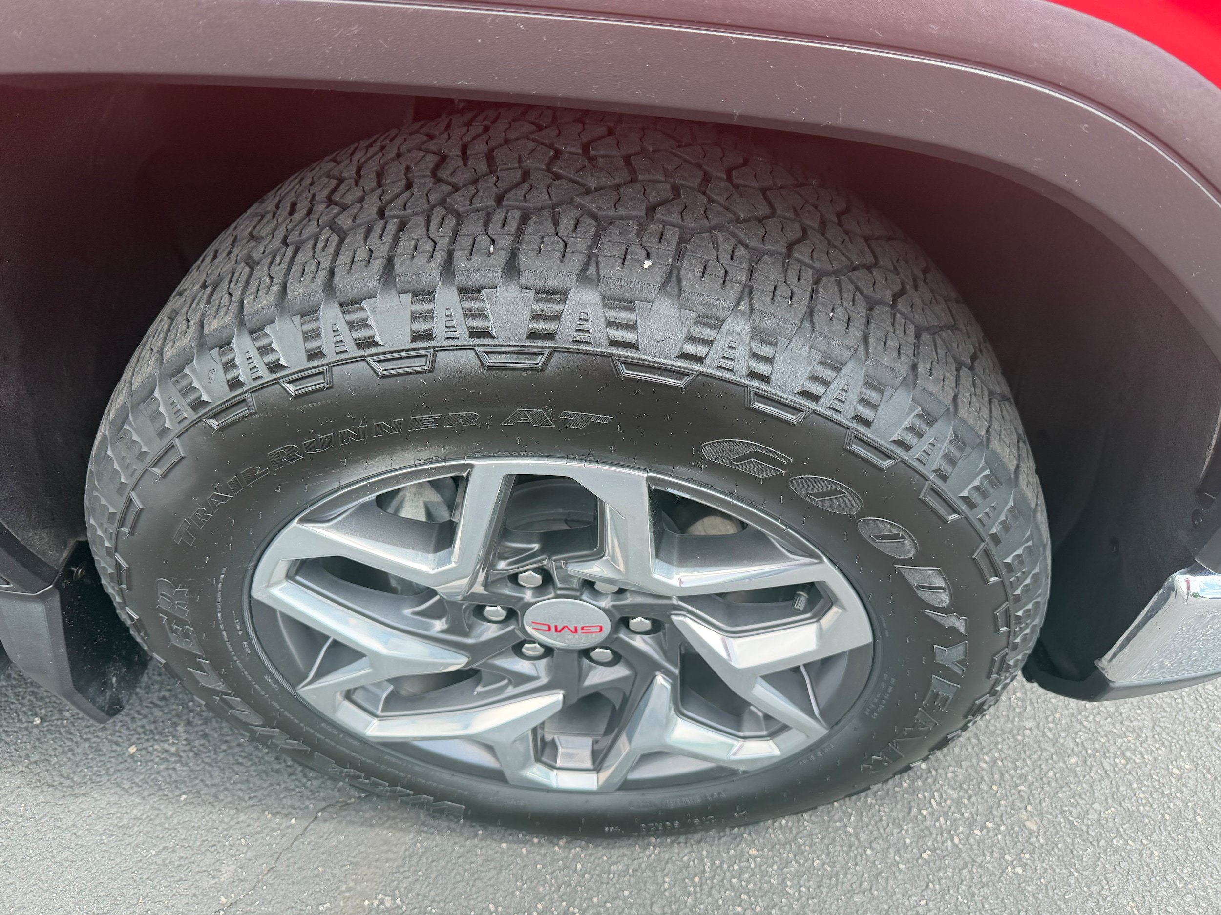 Used 2024 GMC Sierra 1500 SLE AWD/4WD image 4